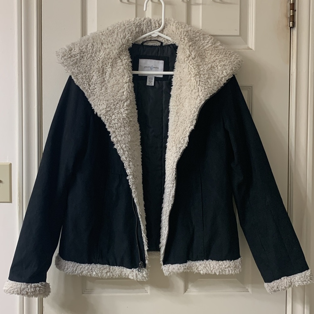 🌷3 for$25🌷Jaclyn Smith, US M, Black & White Fleece Trimmed Jacket